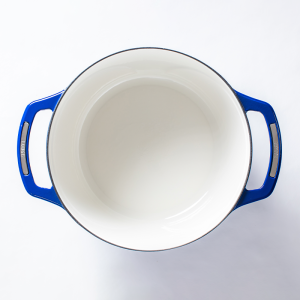 USA Enamel? Cast Iron Dutch Oven