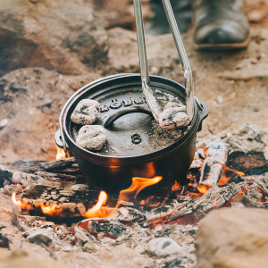 Camp Dutch Oven