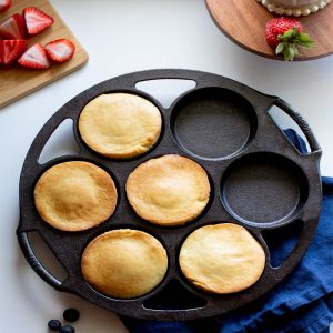 Seasoned Cast Iron Mini Cake Pan