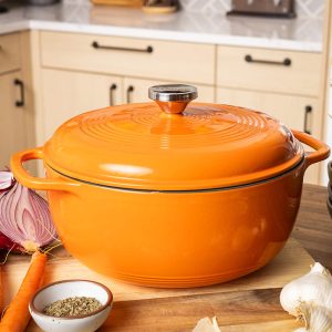 Essential Enamel Dutch Oven