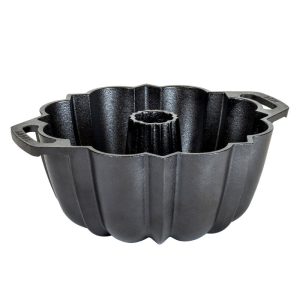Seasoned Cast Iron Fluted Cake Pan