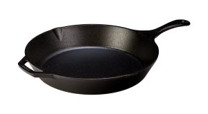 Wildlife Series? 13.25 Inch Cast Iron Turkey Skillet