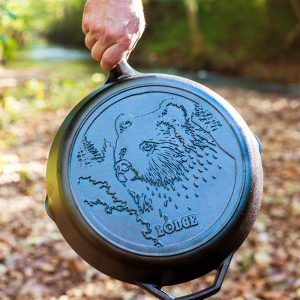 Wildlife Series? 12 Inch Cast Iron Bear Skillet